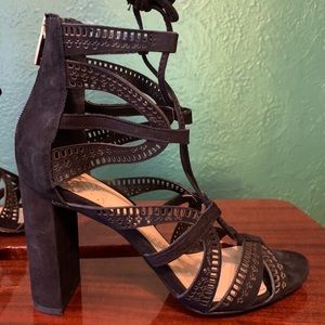 VINCE CAMUTO Lace Up Block Heel